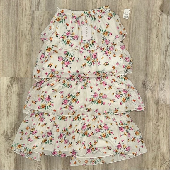 NWT WAYF Seanna Ivory Floral Printed Tiered Maxi Skirt Side Slit Lined Size M - Picture 5 of 8